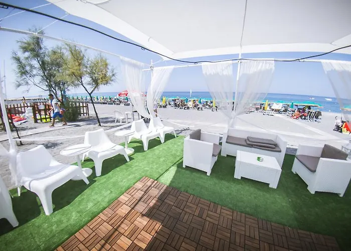 假日公园 Villaggio La Pantera Rosa